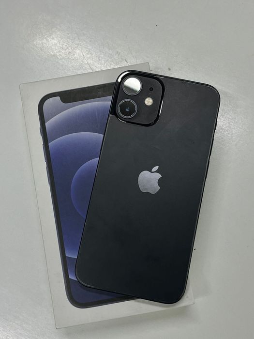 Продам Iphone 12
