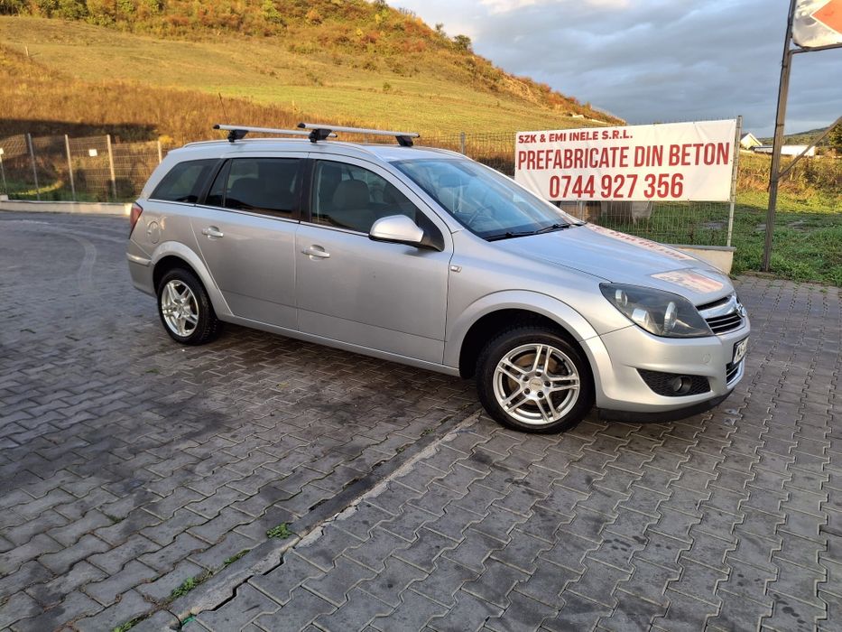 OPEL Astra 2010 — imagine 4