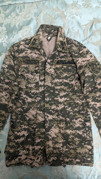 военная форма 44/46 размера.