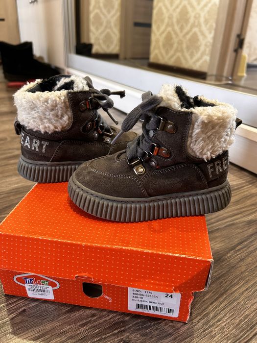 Зимние ботинки 24 и 26 размер