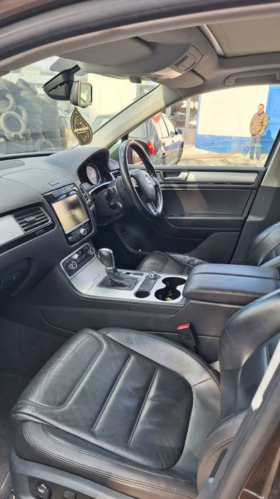 VW Touareg 3.0 TDI  R-line , CRC 245 к.с. , 21" чисто нови гуми джанти