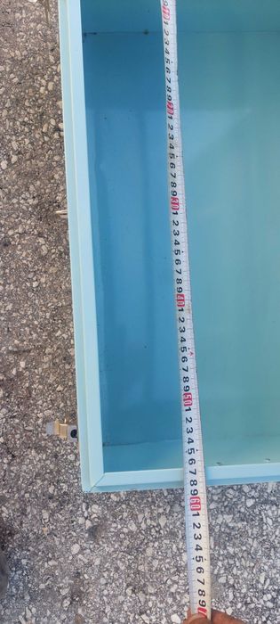 Метална кутия ..