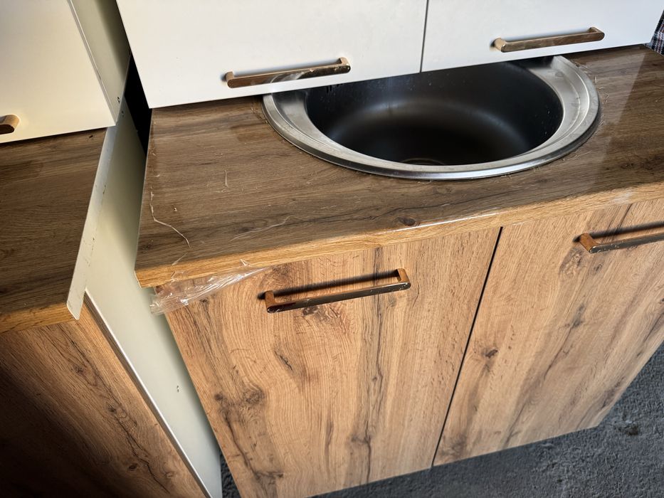 Продается кухонный гарнитур