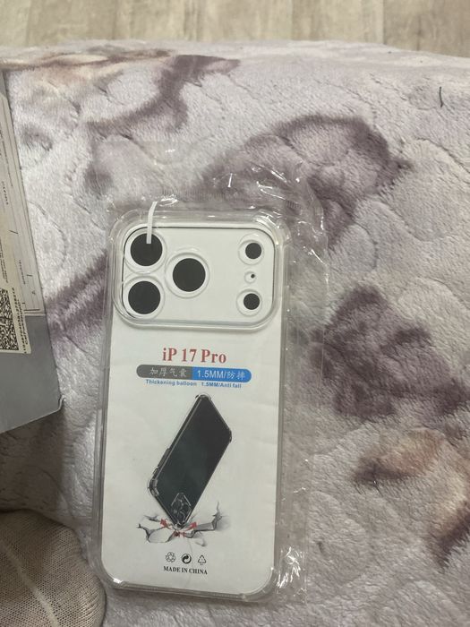 Чехлы прозрачные