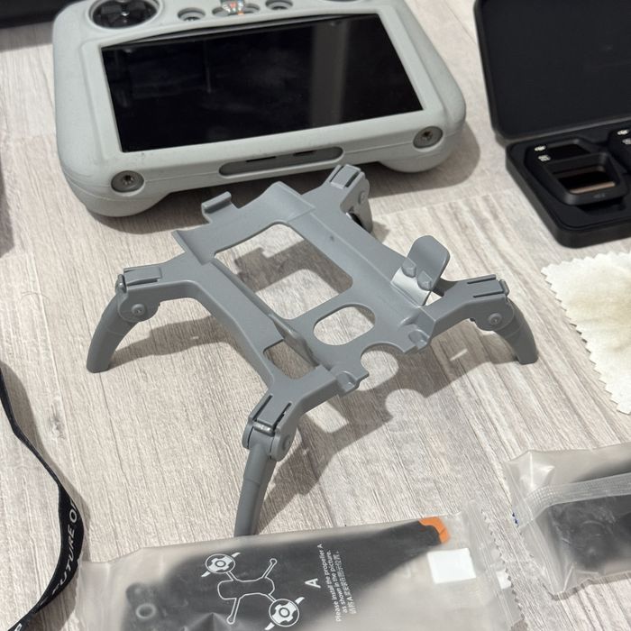 DJI Air 3S Combo Plus RS 2