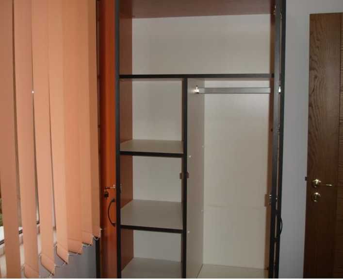 Дава се под наем Едностаен апартамент в София, Лозенец - 35 кв.м за 298.86 € - Снимка #3