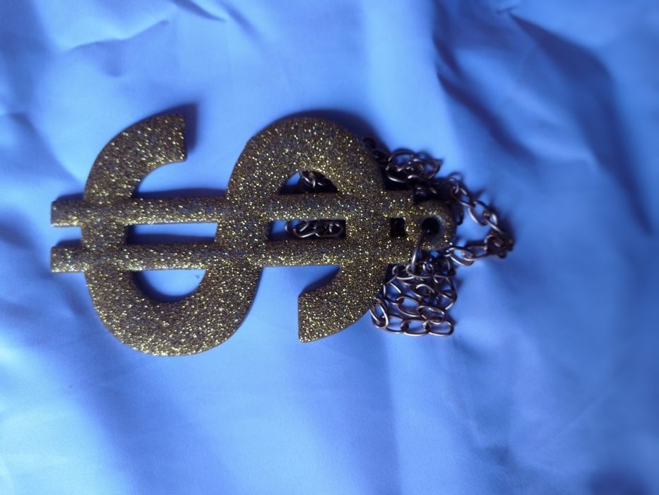 украшение на шею Доллар