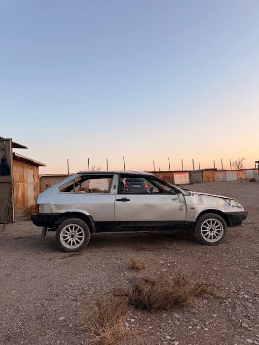 Продается ВАЗ 2108 на запчасти