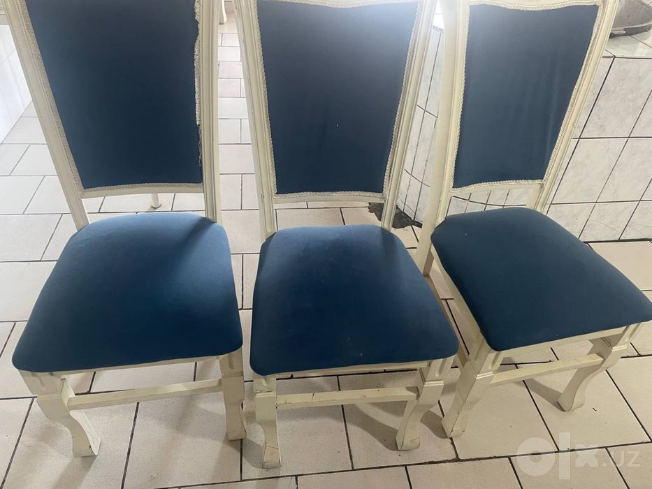 Стул мягкая 300 dlya biznesa i doma sastayanie kak noviy