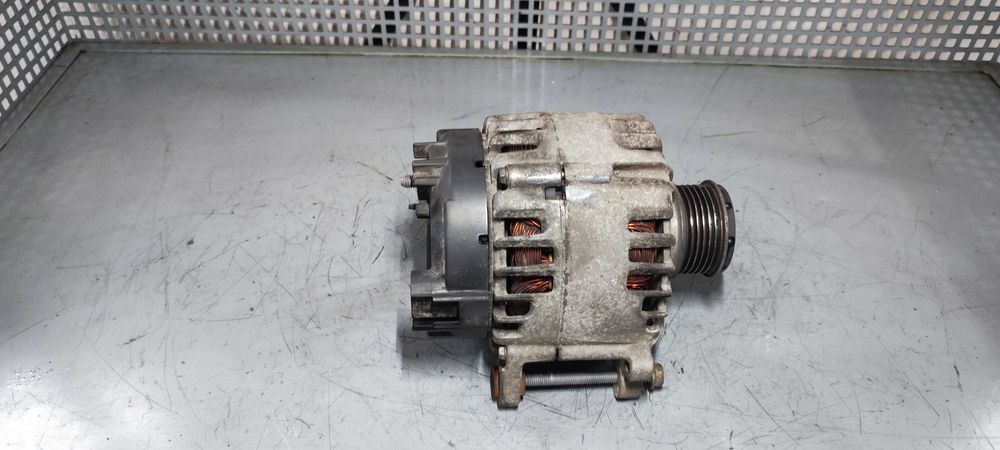 Alternator volkswagen vw passat b6 break CAY 1.6 tdi cod 03L903023B