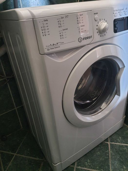 Пералня Indesit slim