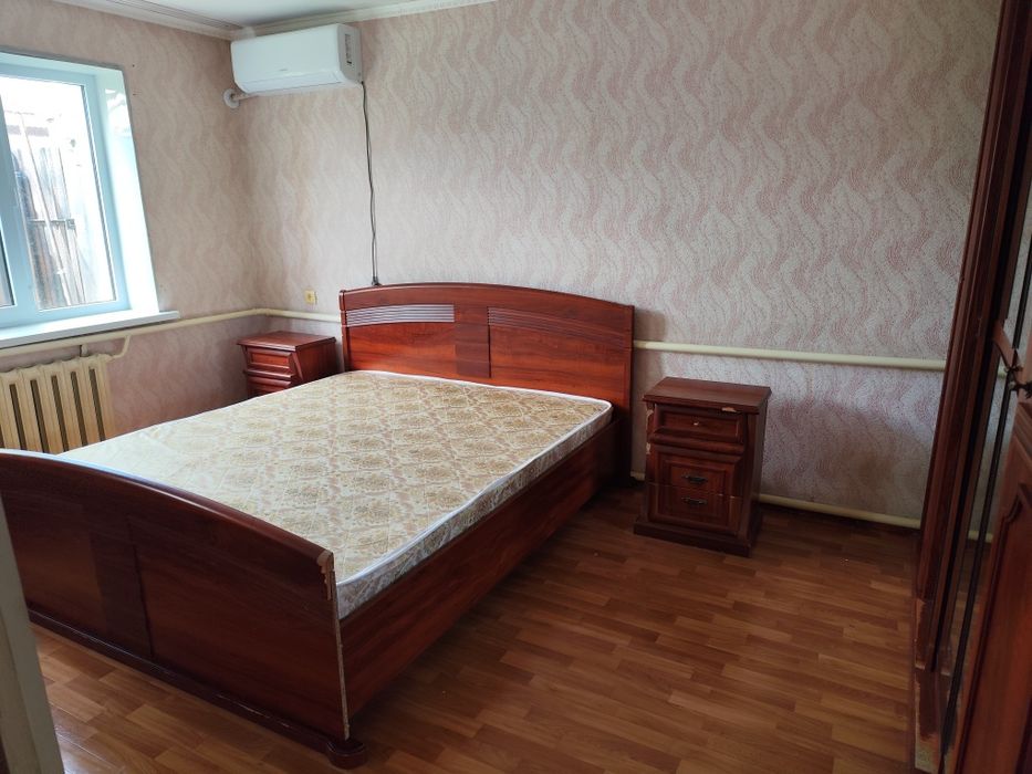 Спальный гарнитур б/у
