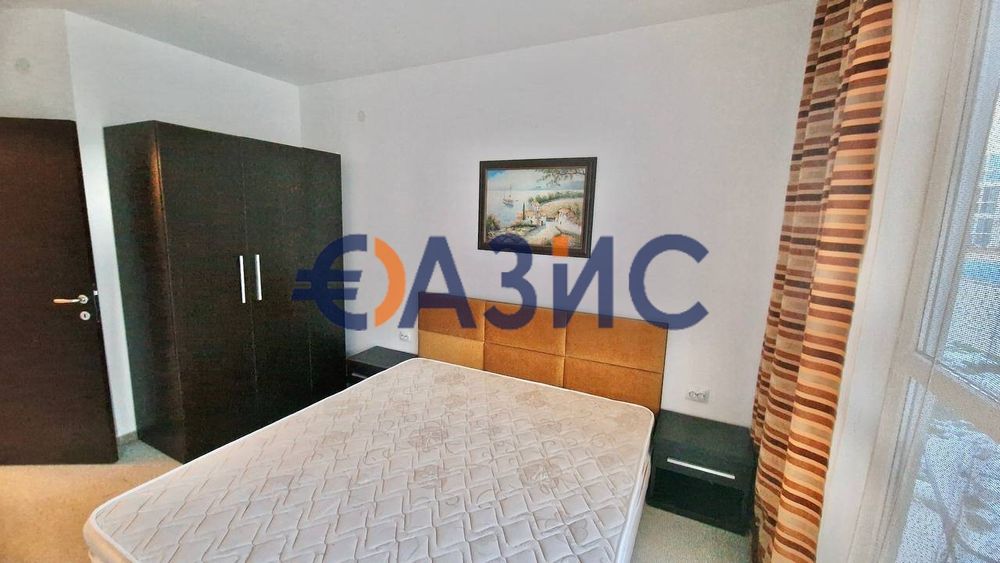 Продава се Двустаен апартамент в Бургас, Сарафово - 67 кв.м за 1178 €/кв.м - Снимка #12