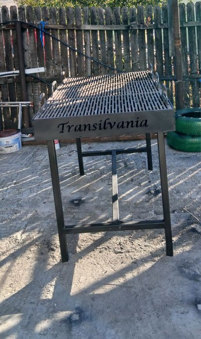 Grătar metalic profesional personalizat
