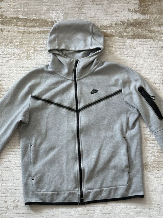 Nike Tech Fleece OG - M