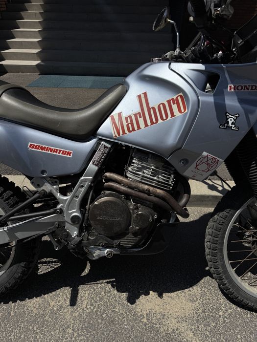 Honda nx 650 1989