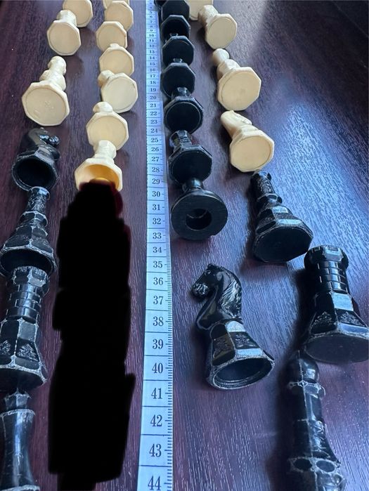 Шахмат  с фигурками  винтаж