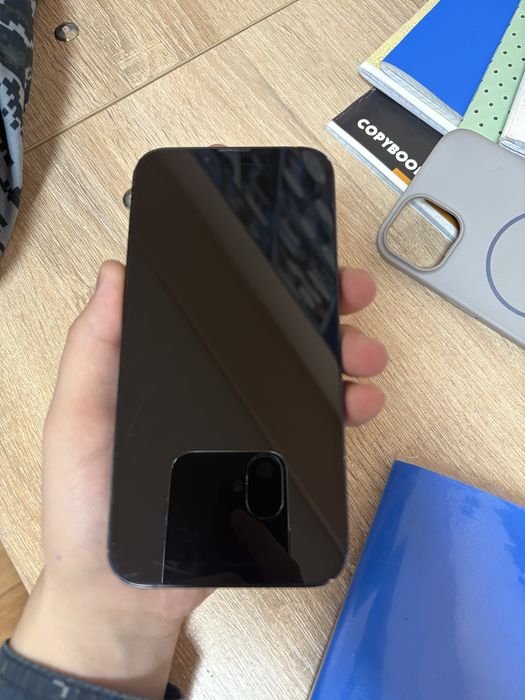 Iphone 13 темно синий цвет