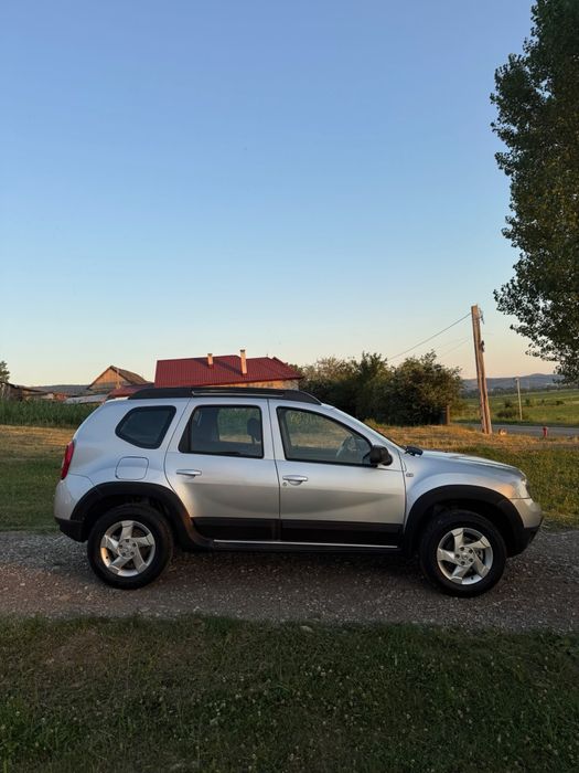 DACIA Duster 2012