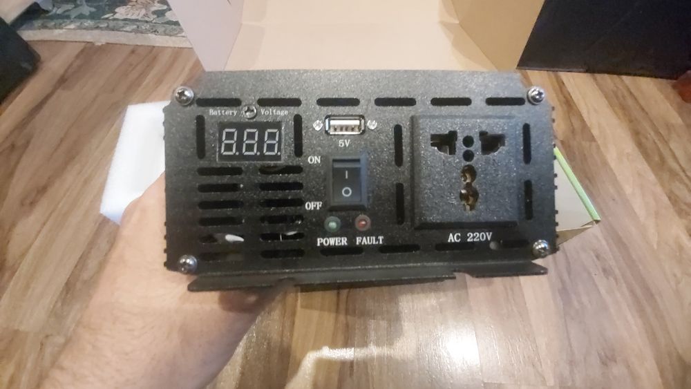 Invertoare diverse 12/24V