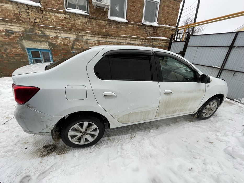 продам рено логан 2018 год