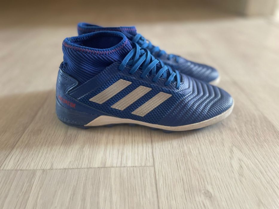 Сороконожки Adidas Predator tg б/у