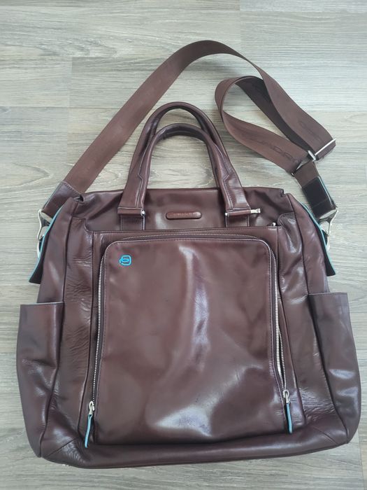 Geanta laptop Piquadro din piele