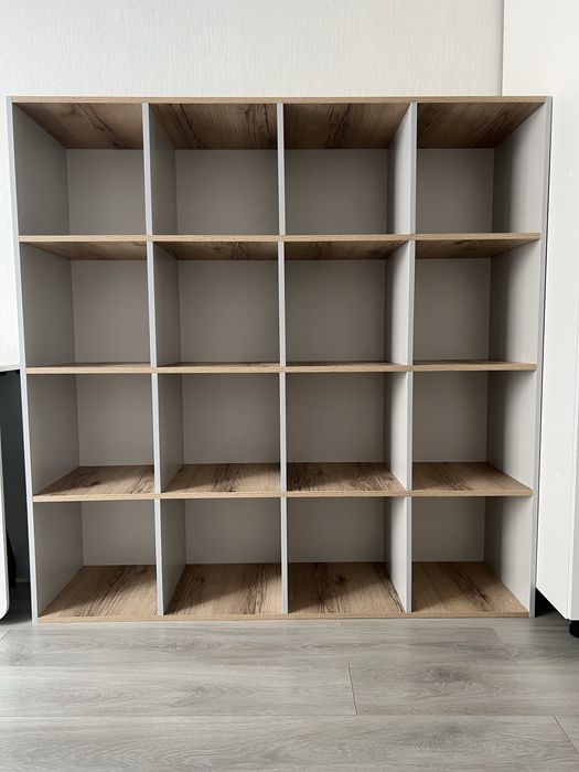 Продам стеллаж для игрушек, книг и тд