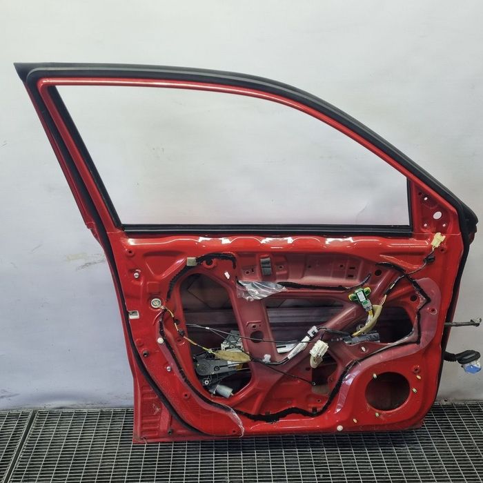 Usa Stanga Fata Suzuki Vitara IV 2014 - 2018 SUV 4 Usi Bright Red A9HC45 (1288) FARA GEAM