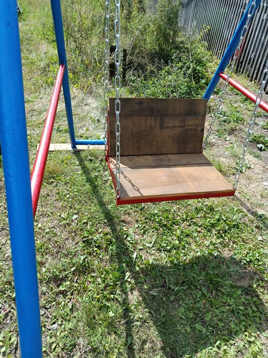 Качеля металлическая