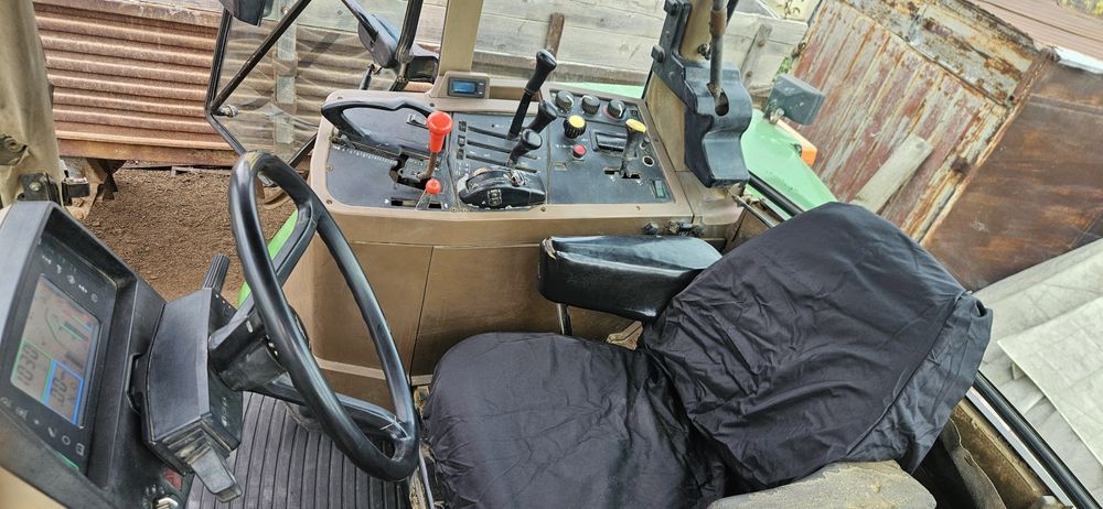 Tractor john deere model 7800