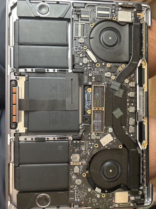 MacBook Pro A1706