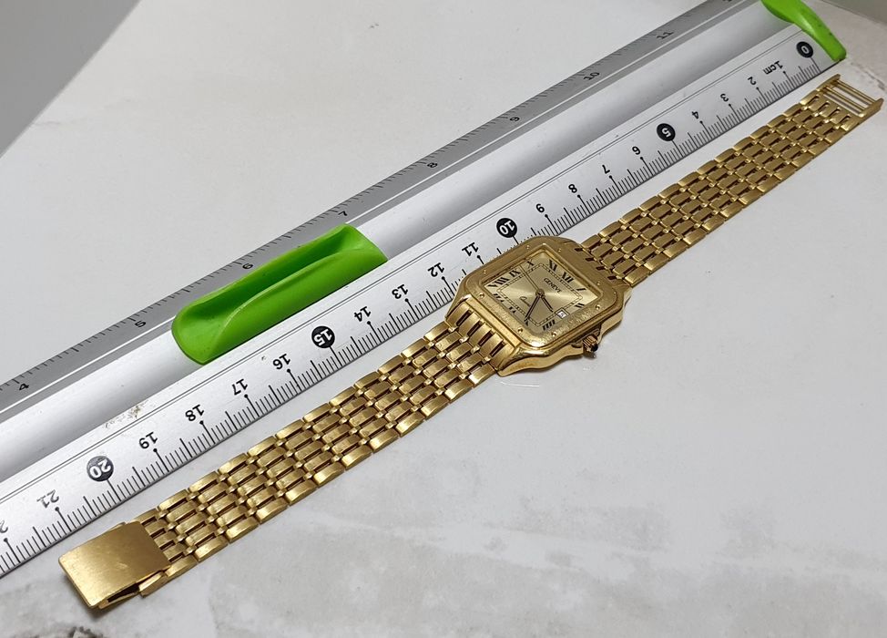 Ceas din aur de 18K – Geneve Quartz
Gramaj: 63,36 g