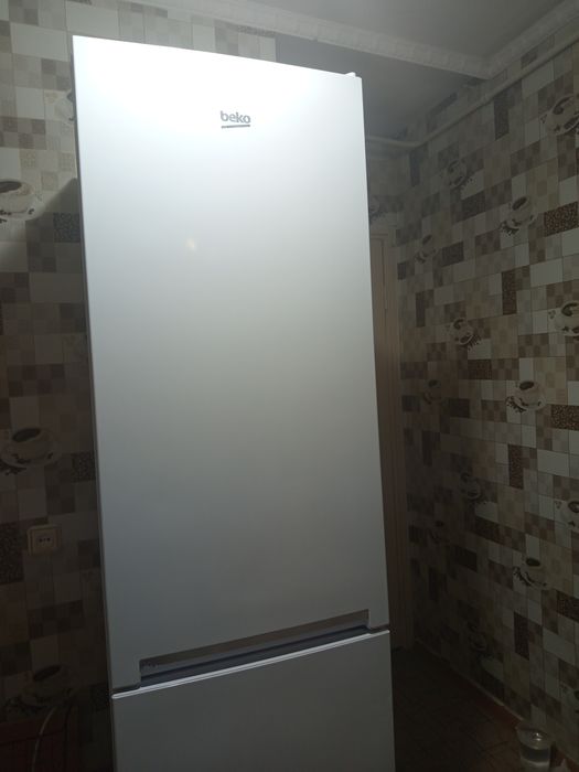 Продам холодильник в нерабочем состоянии