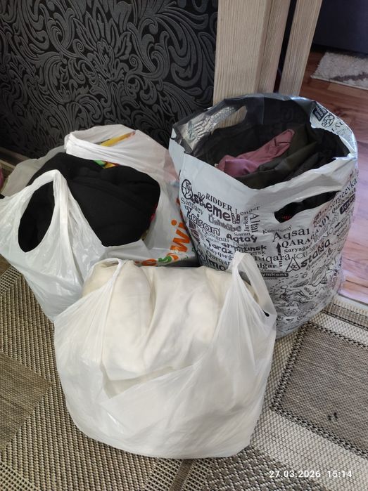 Отдам обувь и одежда на девочек, от 3 до 12 лет