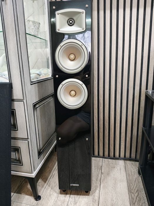 Продам Усилок Yamaha AS801 и акустика Yamaha ns-f330