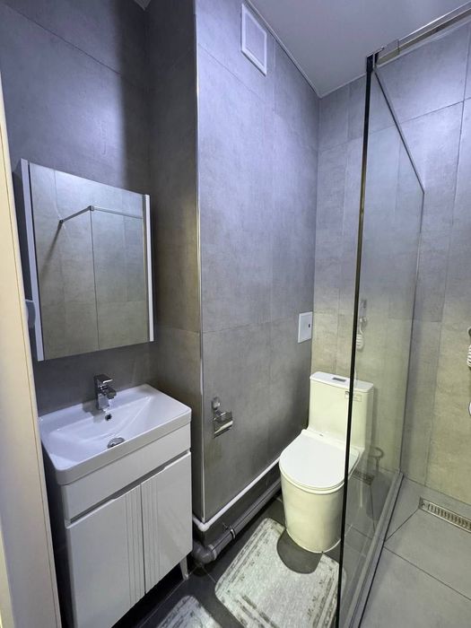 ЖК-Ассалом сохил 1в2/1/12 +Кадастр+Арендатор 500 платит квартира