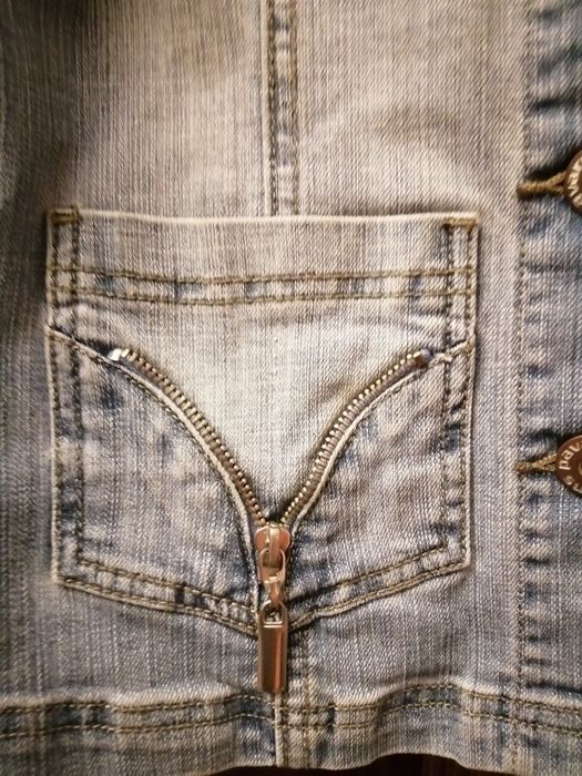 Продам женскую одежду