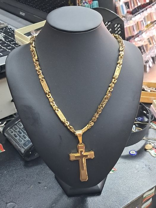 Ланец от медицинска стомана