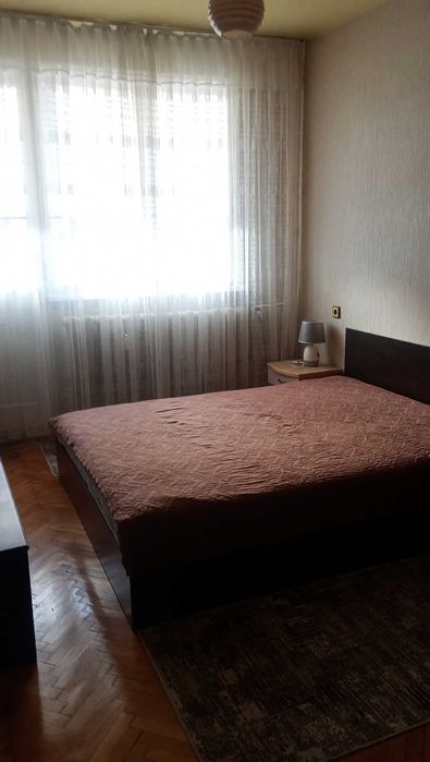Двустаен апартамент в Западен парк