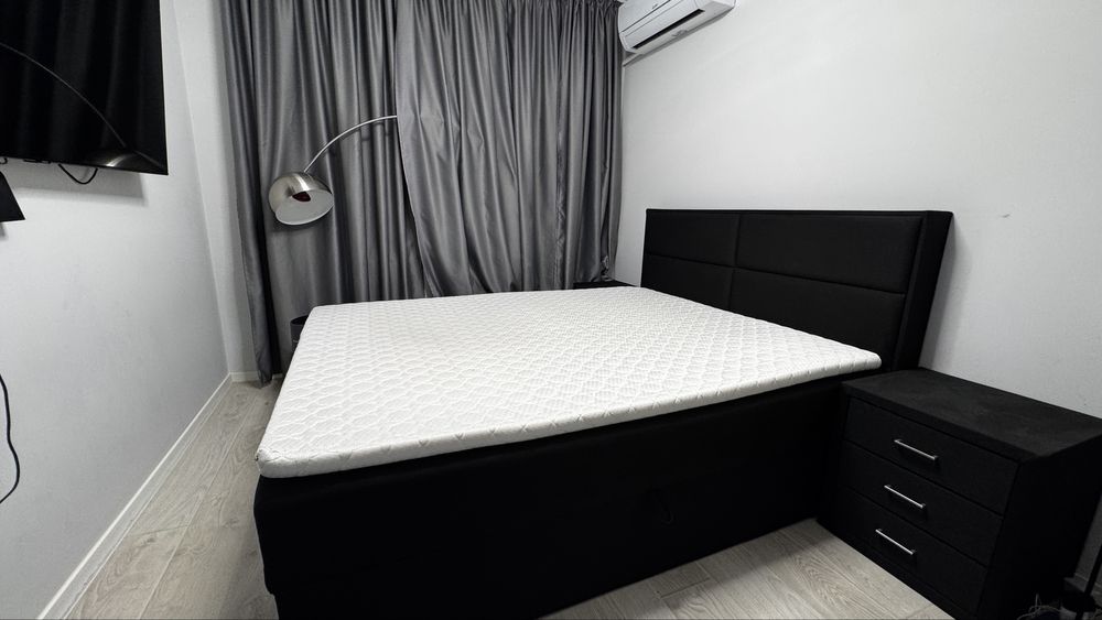 Луксозна спалня 160/200 + 2 бр нощни шкафчета | Като нова