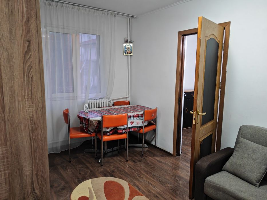 Închiriere apartament 2 cam nedecomandat, Tătărași, Rond 11