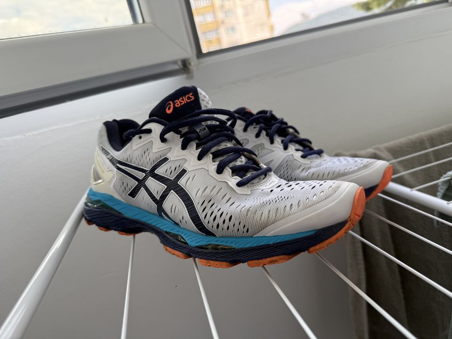 asics gel-kayano 23