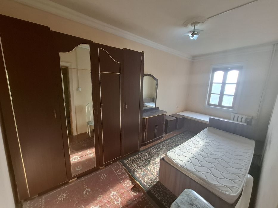 Arenda kvartira Yashnabod tumani Kadishva bozor oldida 2xona 3etaj