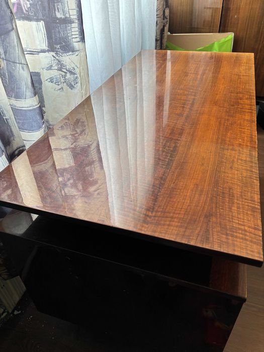 Голямо масивно дървено бюро – ретро / винтидж