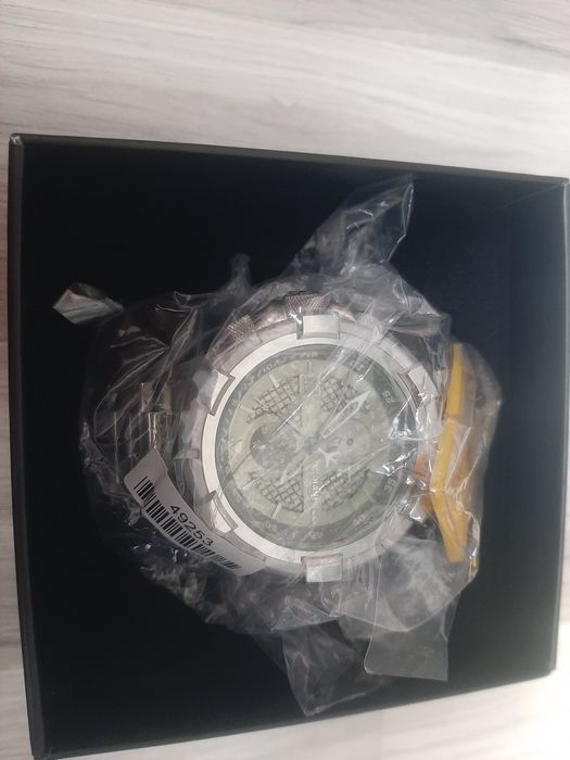 Чисто нов Invicta Aviator Falcon Chronograph часовник