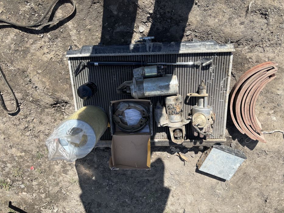 запчасти разные цена договорная