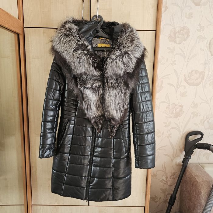 Продам куртку р.46-48