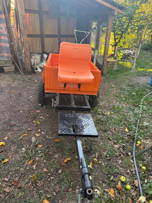 Remorcă motocultor Wolfson 500 kg, basculabilă, cu frână și suspensie
