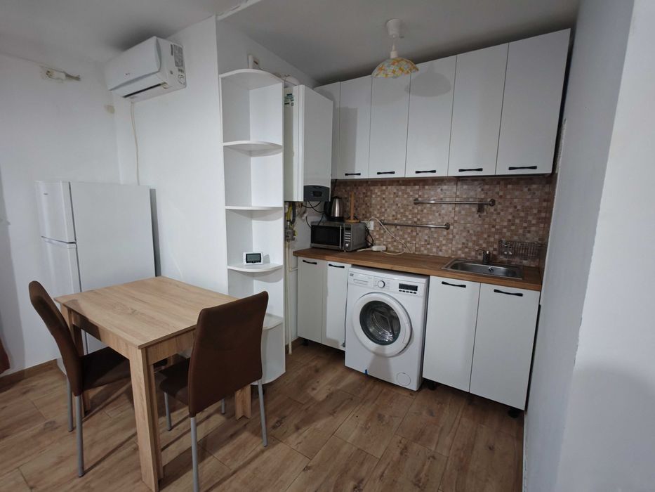 Închirieri 2 apartamente